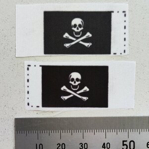 Пиратский флаг 30х18 мм, 2 шт, для сборных моделей, Россия