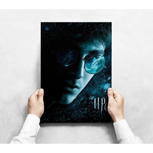 Плакат "Гарри Поттер" формата А3 (30х42 см) без рамы от компании М.Видео - фото 1