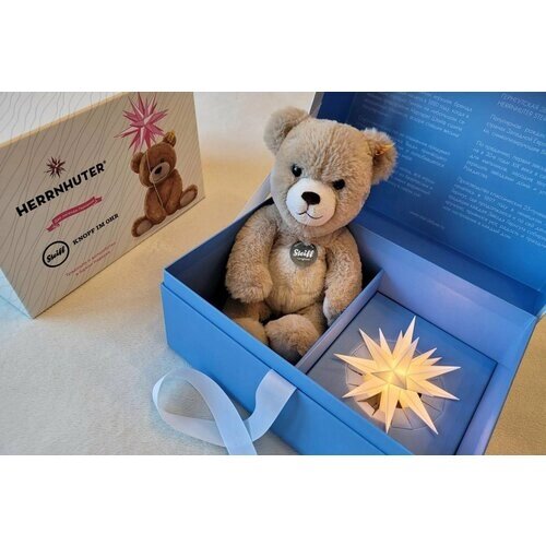 Подарочный набор голубой STEIFF с мягкой игрушкой Медведь Тедди Том и Звездой Гернгута от компании М.Видео - фото 1