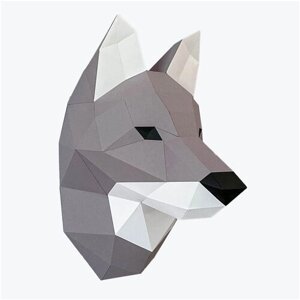 Полигональная фигура "Трофейный волк", цветной