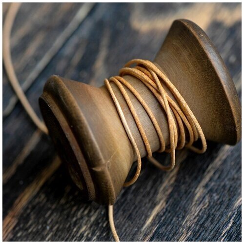 Шнур кожаный круглый 1 мм 3 метра для шитья / рукоделия / браслетов, цвет коричневый от компании М.Видео - фото 1