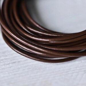 Шнур круглый кожаный для рукоделия, намотка 3 метра, темно-шоколадный, d 2 мм, из прессованной кожи