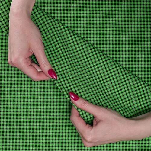 Ткань трикотаж Кулирка 145 гр/м зеленый клетка (2649) от компании М.Видео - фото 1