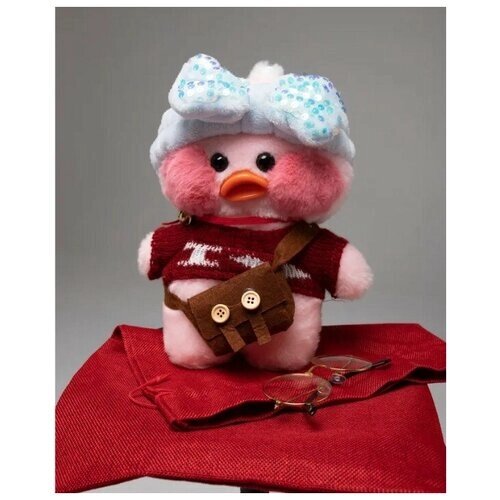 Уточка в очках, мягкая игрушка в подарочном красном мешочке (розовая) от компании М.Видео - фото 1