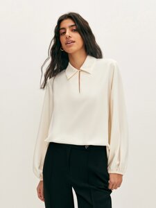 Блуза с объемным рукавом (46)