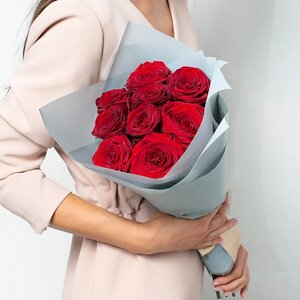 Лэтуаль flowers букет из бордовых роз 9 шт.
