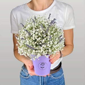 ЛЭТУАЛЬ FLOWERS Композиция из гипсофилы и лаванды в коробке