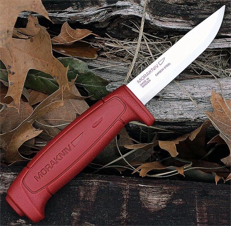 Нож Morakniv Basic 511, углеродистая сталь, пластик, красный от компании Admi - фото 1