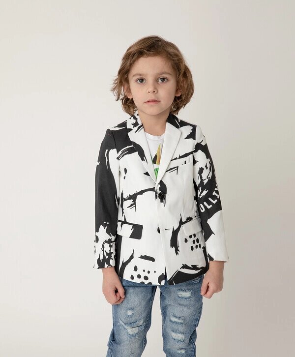 Пиджак черно-белый с принтом Gulliver от компании Admi - фото 1