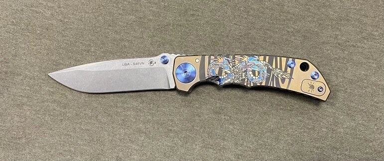 Складной нож Spartan Blades SHF Dragon, сталь S45VN, рукоять титан от компании Admi - фото 1