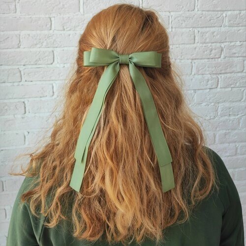 Бант заколка для волос на 1 Сентября репсовый ручной работы, зеленый 1шт.