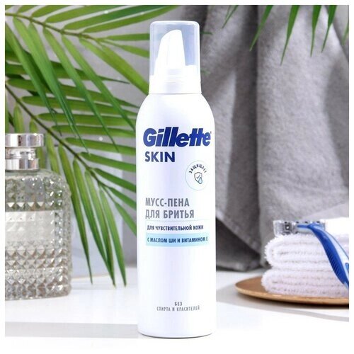 Гель для бритья Gillette Series 3х Pure & Sensitive Skinguard, 240 мл