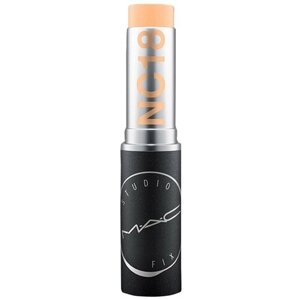 MAC Тональный крем Studio Fix Soft Matte Foundation Stick, 9 г, оттенок: NC18