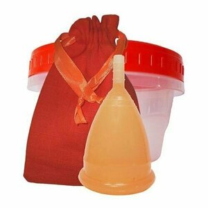 Менструальная чаша CupLee в контейнере для стерилизации с мешочком