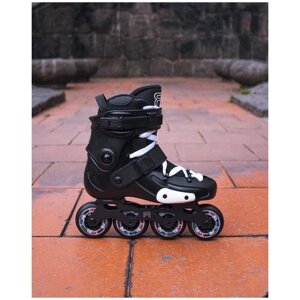 Взрослые роликовые коньки с жестким ботинком - для города и фрискейта - FR Skates FRX, черного цвета. Размер - 36