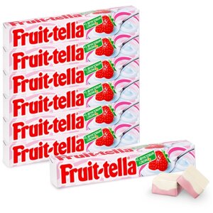 Fruittella Жевательные конфеты Клубника-йогурт с фруктовым соком, 41 г, блок, 7 уп.
