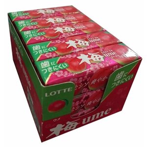 Lotte жевательная резинка японская слив Ume Gum 15шт блок по 31г