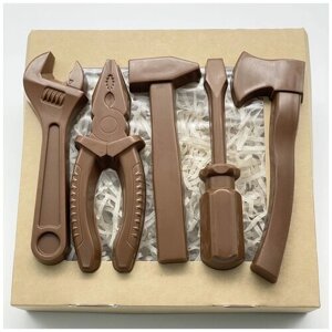 Набор инструментов из шоколада