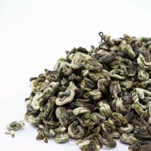 Настоящий китайский зеленый чай листовой Би Ло Чунь Изумрудные спирали Билочунь, 100 г, вкус жасмин