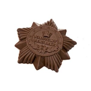 Подарочная шоколадная фигура Frade/Фраде - Золотому человеку (вес-65г) (темный)