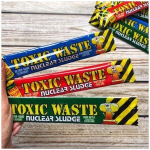 Жевательная конфета Toxic Waste Nuclear sludge со вкусом яблока 20 гр