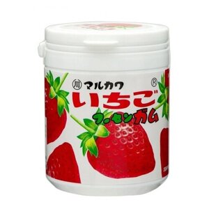 Жевательная резинка Marukawa Confectionery Strawberry Bottle Gum со вкусом клубники 130 г.