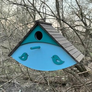 Деревянный скворечник для птиц PinePeak / Кормушка для птиц подвесная для дачи и сада, 230х360х150мм