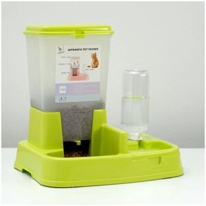 Комплекс для кормления Пижон контейнер для корма,1,5 кг), съемная миска и поилка, зеленый