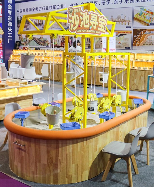 Интерактивная песочница для детей "Сокровища Песочного Королевства" от компании Robotic Retailers Развлекательное оборудование - фото 1