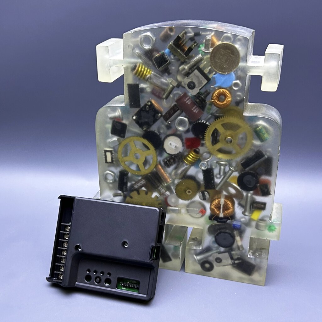 Контроллер телеметрии от компании Robotic Retailers Развлекательное оборудование - фото 1