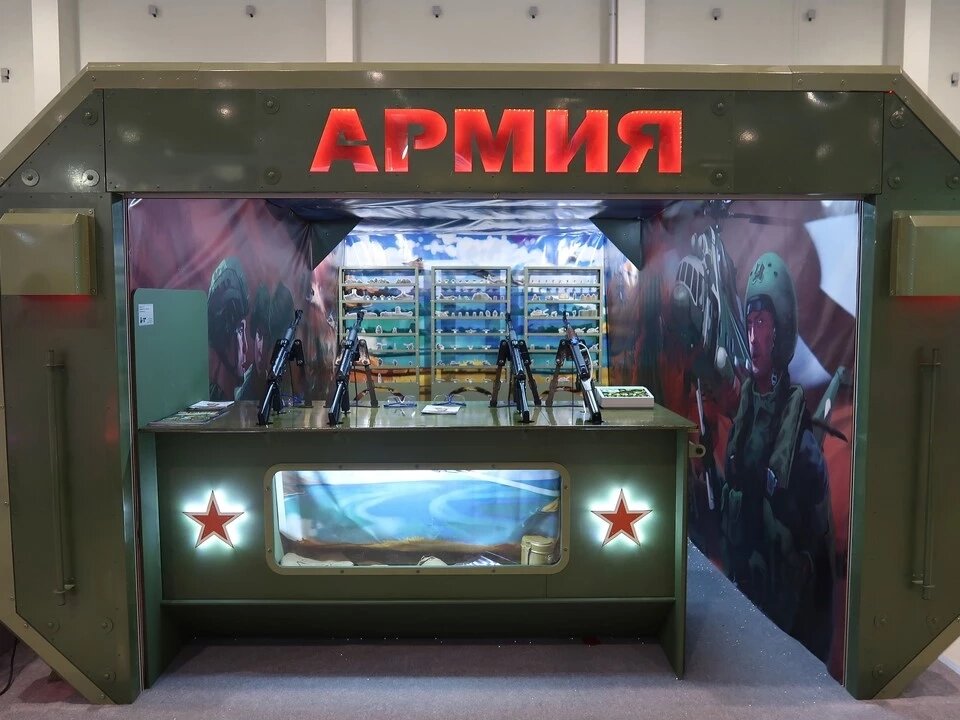 Стол "Армия" от компании Robotic Retailers Развлекательное оборудование - фото 1
