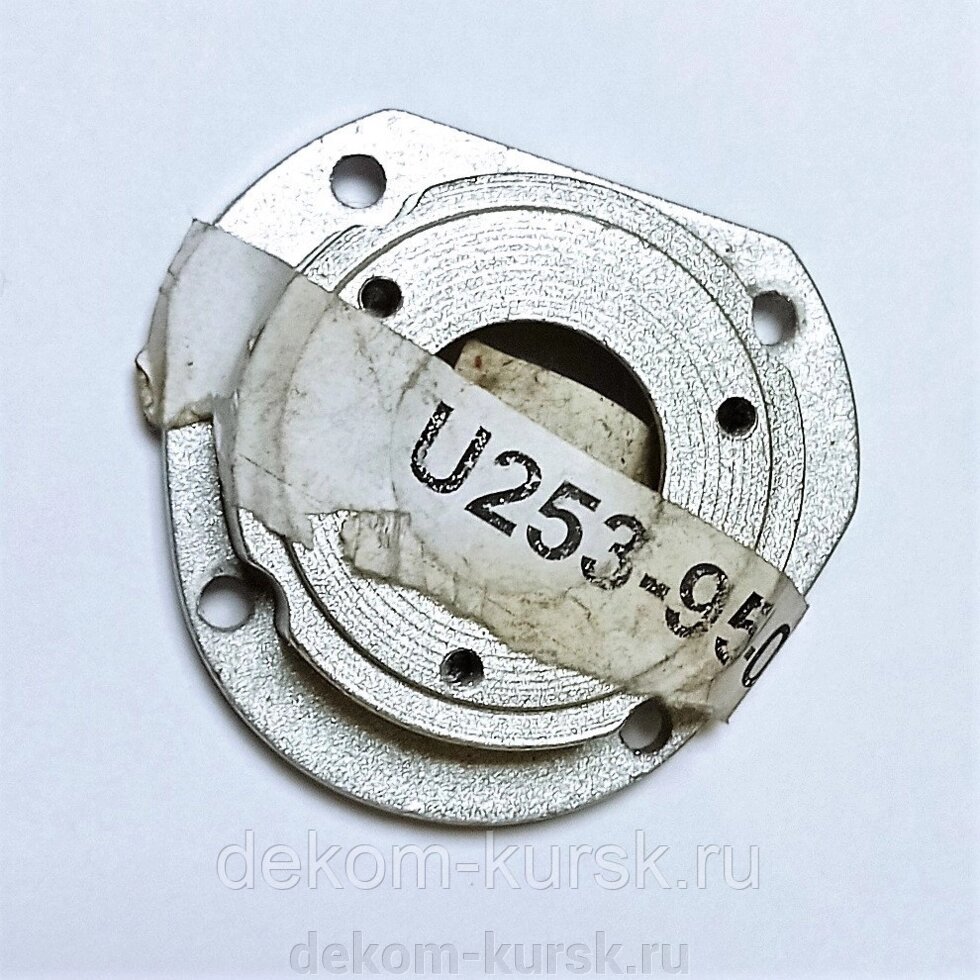 Крышка редуктора болгарки Зубр ЗУШМ-125-800 корпус подшипника от компании Сервисный центр "Деком" - запчасти насосов, компрессоров, инструмента - фото 1