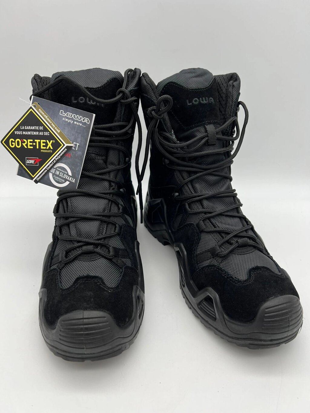 Тактические трекинговые демисезонные высокие ботинки LOWA черный от компании Фармация Трейд - фото 1