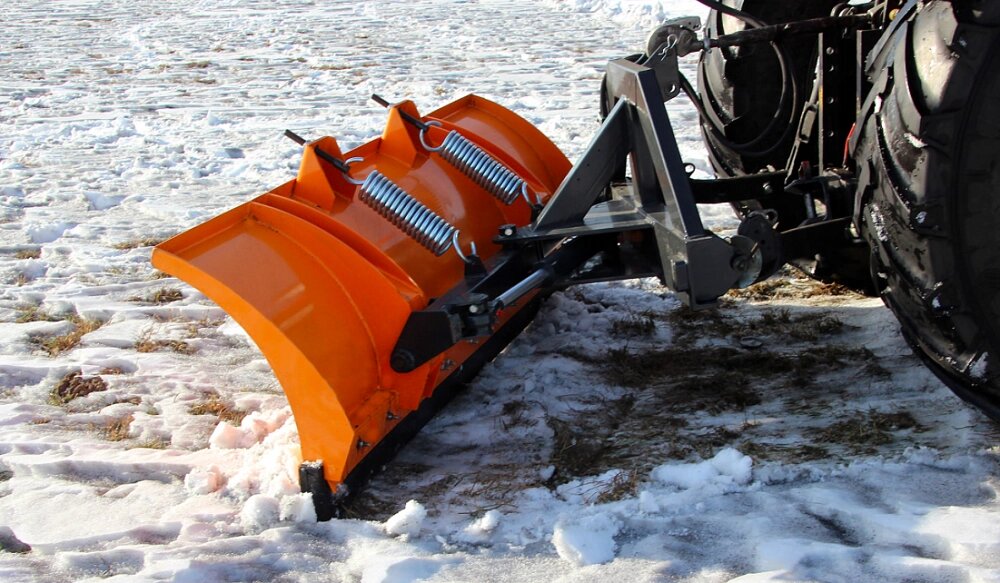 Отвал для уборки снега SPRING для трактора от компании ООО "МТЗ-АГРО" - фото 1