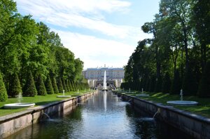 Билеты на Чарующий Петергоф — экскурсия по русскому Версалю (Дворцовая площадь, 4)