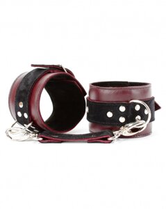 BDSM Арсенал Lady's Arsenal кожаные наручники с замшевыми ремнями, OS (бордовый)