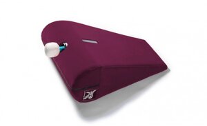 Liberator R-Axis Magic Wand - Подушка для любви малая с отверстием под массажер, 35.5х61х17 см (рубиновый)