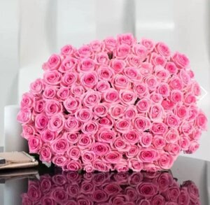 Букет Розовых Роз в Атласной Ленте