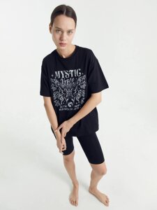 Комплект женский (футболка, шорты)