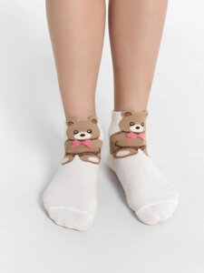 Носки детские белые с объемным рисунком в виде медведя