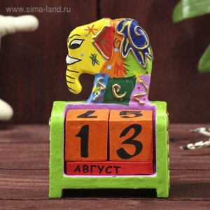 Деревянный календарь "Слоник" 7х4х10 см, МИКС (2 языка)