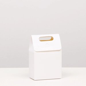 Коробка-пакет с ручкой, белая, 15 х 10 х 6 см
