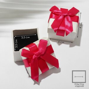 Коробочка подарочная под кольцо «Малина», 44, цвет бело-розовый