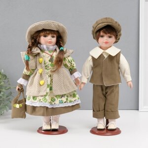 Кукла коллекционная парочка "Алиса и Тимофей, зелёный наряд с цветами" набор 2 шт 31 см