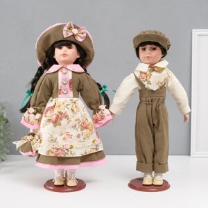 Кукла коллекционная парочка "Марина и Паша, зелёный наряд с цветами" набор 2 шт 40 см