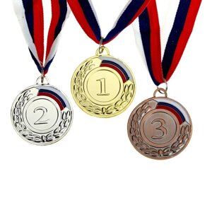 Медаль призовая 002 диам 5 см. 1 место, триколор. Цвет зол. С лентой