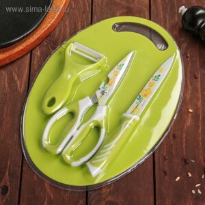 Набор кухонных принадлежностей Доляна, 4 предмета: нож, ножницы с антиналипающим покрытием, овощечистка, доска, цвет зелёный