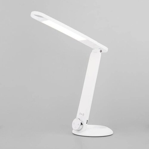 Настольная лампа Action, 8Вт LED, 560лм, 3300-6500К, цвет белый