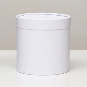 Подарочная коробка "White", завальцованная без окна, 18х18 см