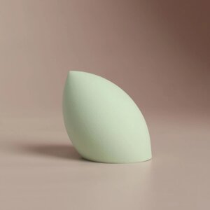 Скошенный спонж для макияжа «Капля», 6,5 4 4 см, цвет МИКС